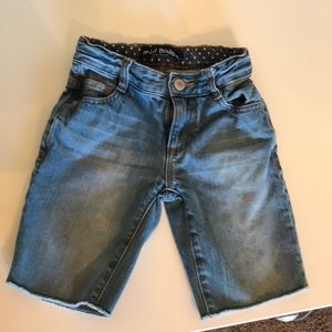 Mini Boden size 4 shorts
